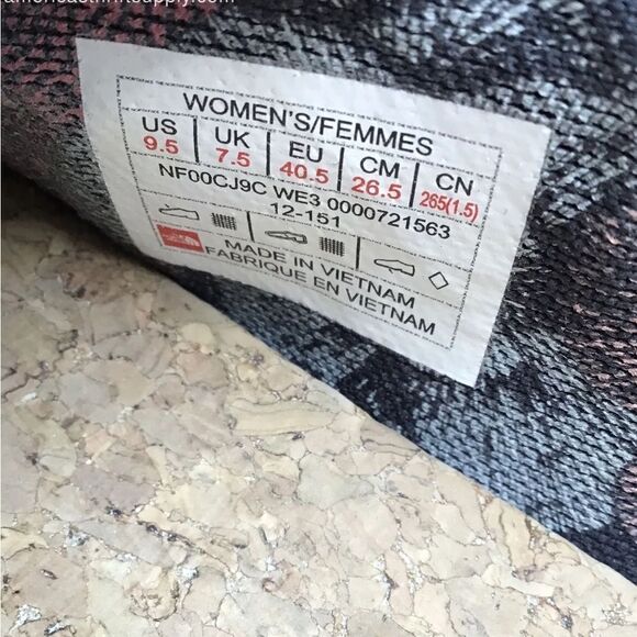 The North Face Women's Gray Round Toe Mary Jane Flats - Size US 9.5 - Picture 5 of 6